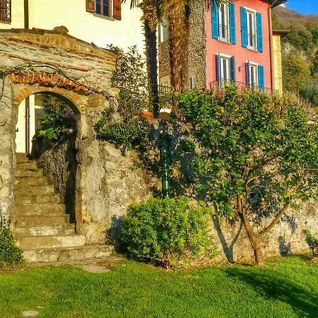 Casa Del Portico